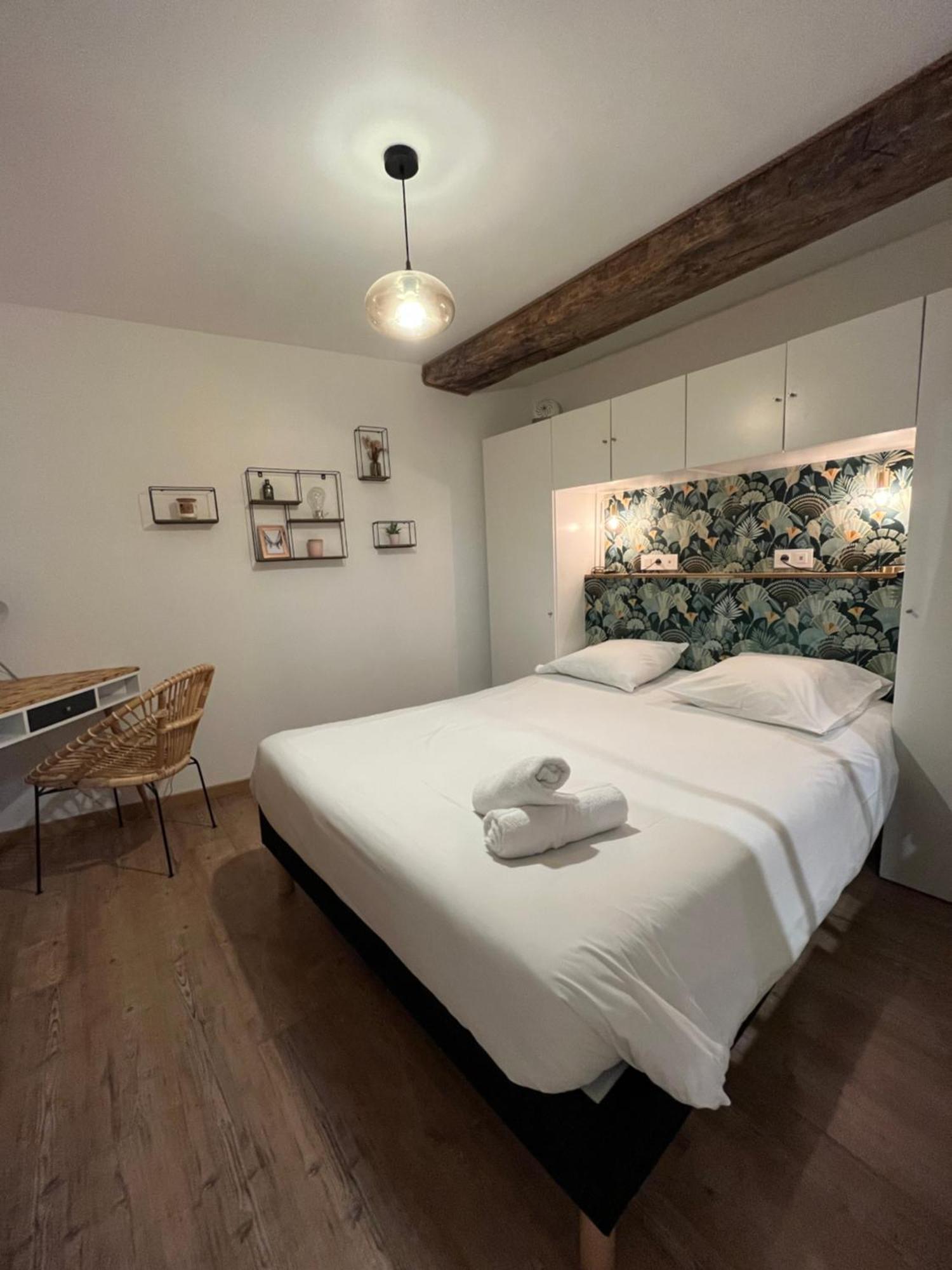 La Cour Chartraine - Cosy Appartement Avec Cour Exterieur A Blois Zewnętrze zdjęcie